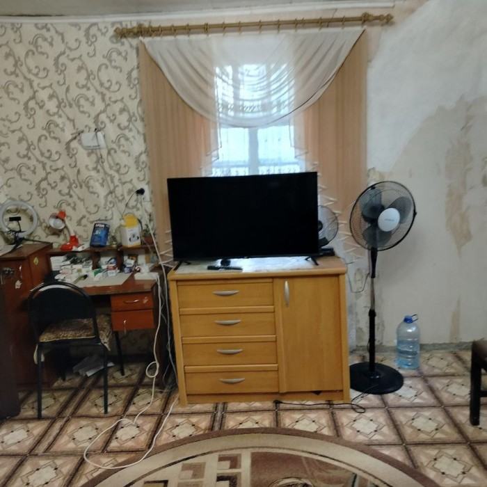 Фото Продам два флигеля в районе ул Луганской Правды.