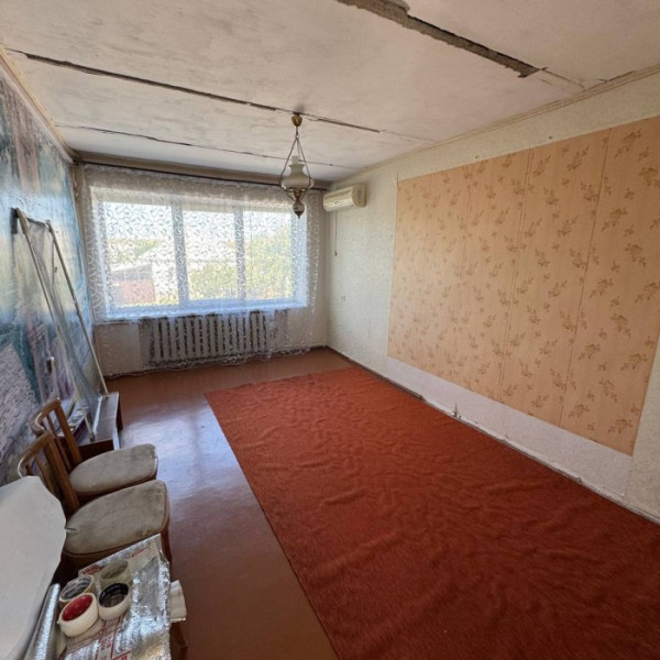 Фото Продам 2-х этажную квартиру на земле, в коттеджном доме, Станица Луганская (район Автостанции)