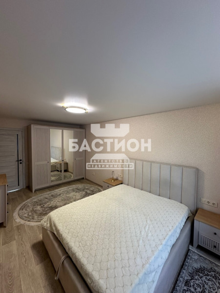 2-х комнатная квартира, ул. Попова 79А, ID: 2201946