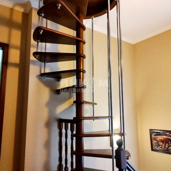 Фото Продам таунхаус в городе Луганск