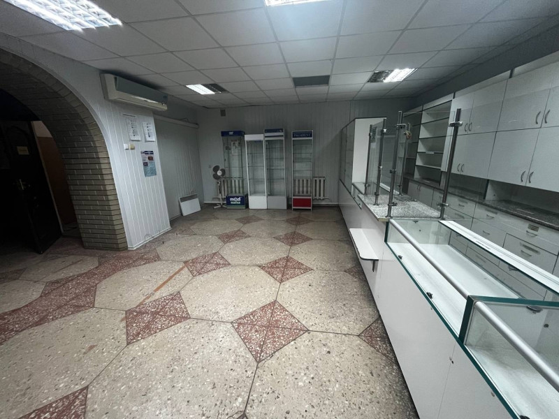 Фото Коммерческое помещение №4015542