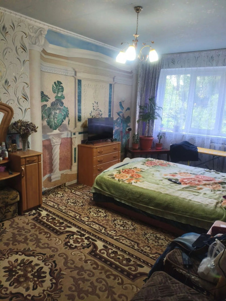 Продаётся трёхкомнатная квартира, 60,4 м²
