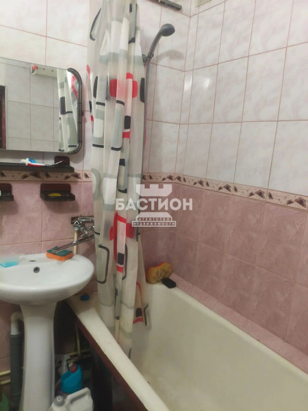 Фото Продаётся трёхкомнатная квартира, 60,4 м²