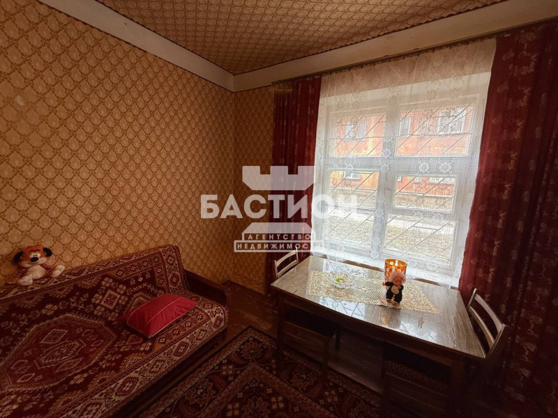 Фото 4-х комнатная квартира, ул. Интернациональная 36, ID: 2086538