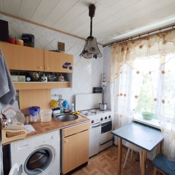 Фото Продам 2- х комнатную квартиру на кв. Солнечный