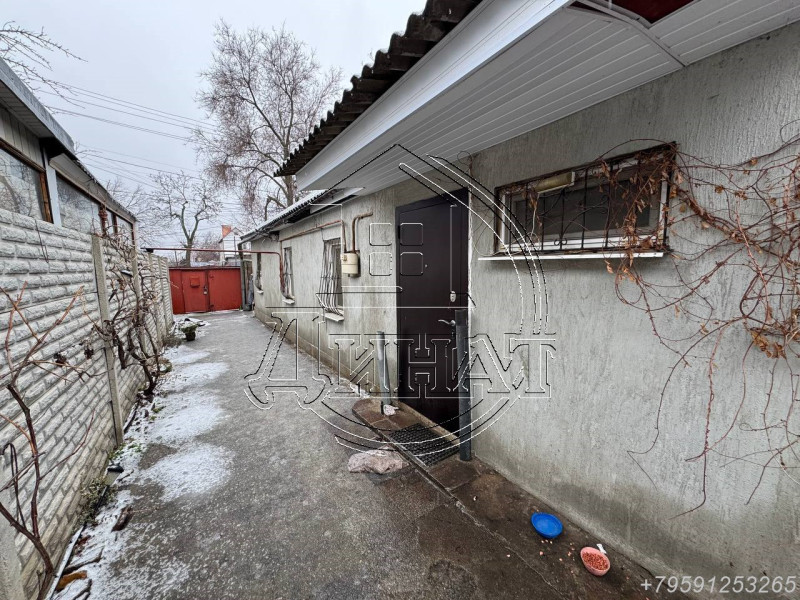 Фото Сдается ДОМ по улице Любовь Шевцова, центр, район Центрального рынка, Рембыттехники
