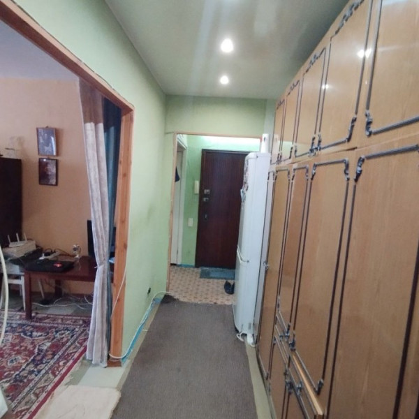 Фото Продам 3-х комнатную квартиру на кв. Героев Сталинграда 6/9 эт