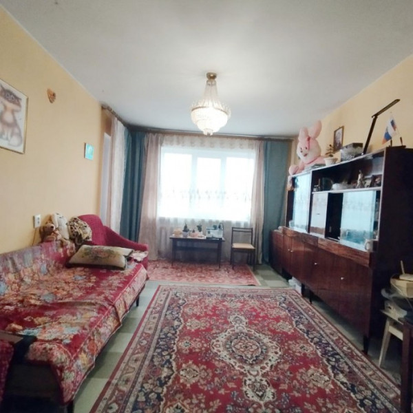 Фото Продам 3-х комнатную квартиру на кв. Героев Сталинграда 6/9 эт