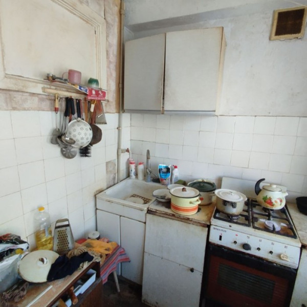 Фото Продам 2-х комнатную квартиру на кв. Ватутина