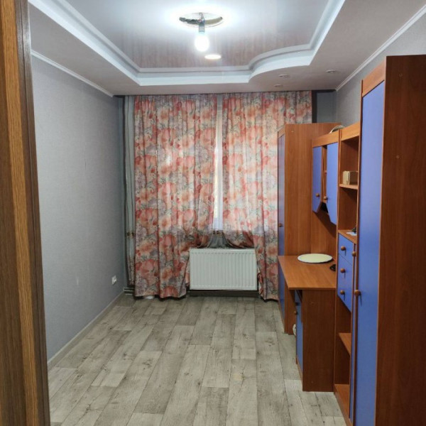 Фото Продам 2-х комнатную квартиру, кв-л Солнечный