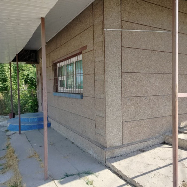 Продам дом совместно с магазином, район Энергозавода