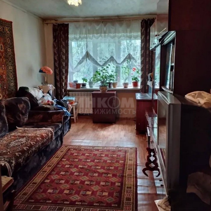 Продам 2к кв. Дружба