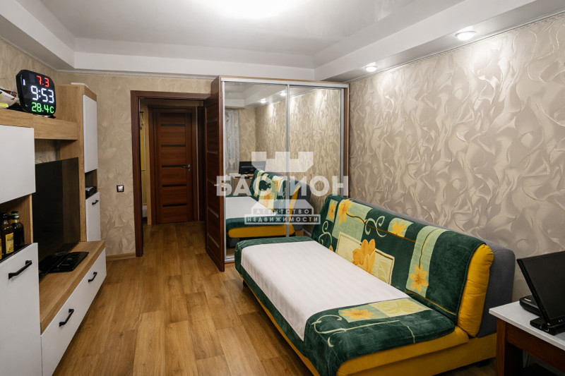 3-х комнатная квартира, ул. Липовенко 8В, ID: 2240599