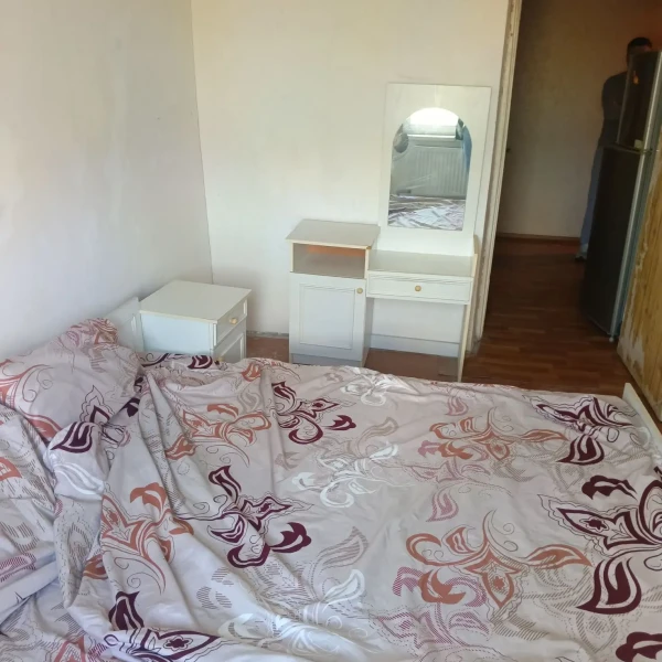 Фото Продаётся 2-комнатная квартира в городе Брянка, микрорайон 4, дом 35.