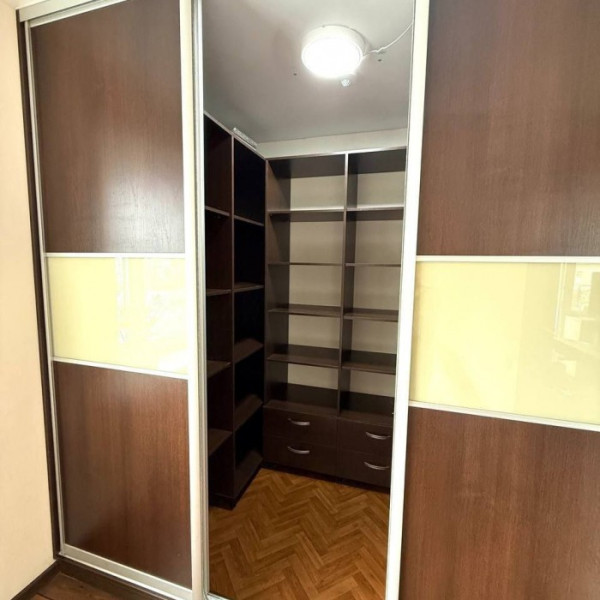 Фото Продам 2-х комн квартиру с АО в городе Луганск городок Пархоменко