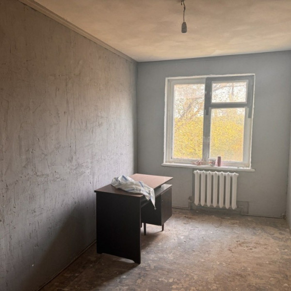 Фото Продам 3-х комн квартиру с АО в г Луганск кв Волкова