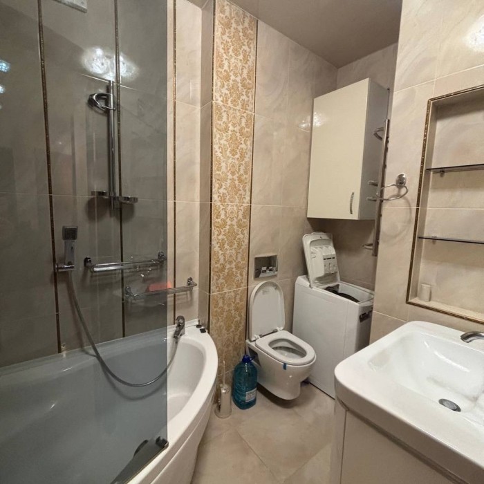 Фото Продам 2к пл. ВОВ-8 с А. О. Центр