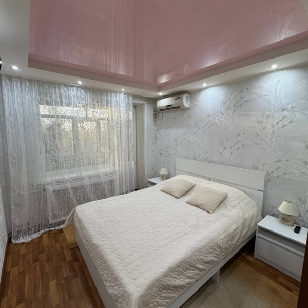 Фото Продам в самом Центре города 3-х комнатную квартиру ул. Коцюбинского.