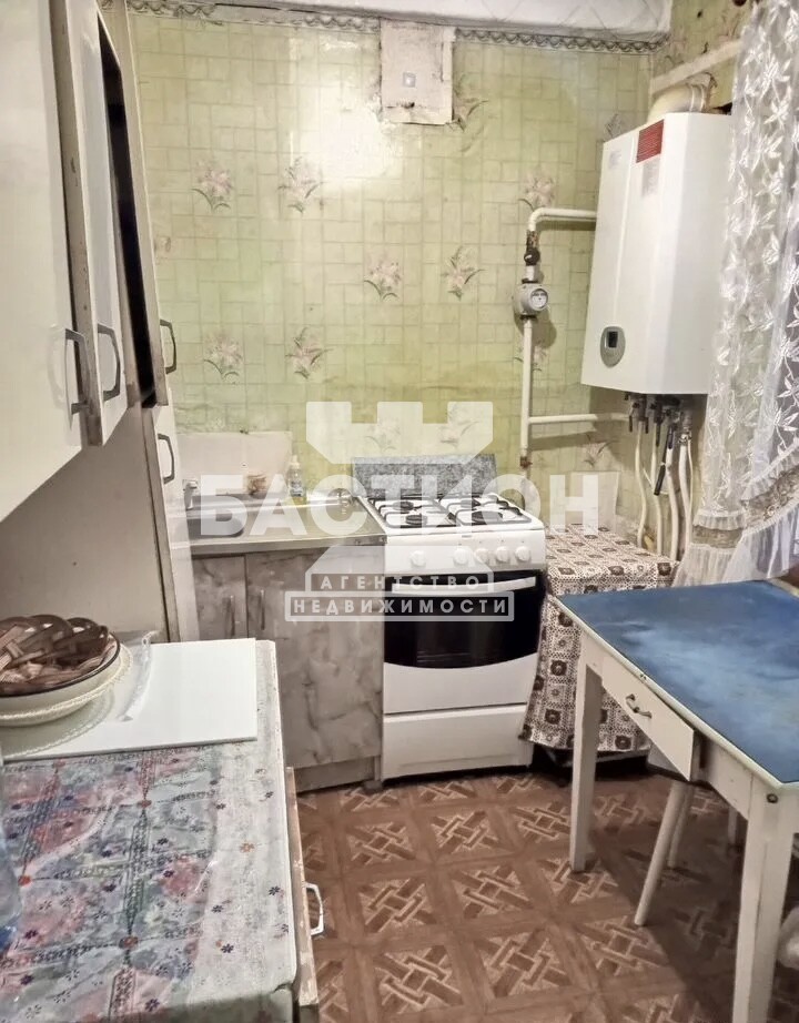 Фото 4-х комнатная квартира,квартал Солнечный, 30, ID:2230512