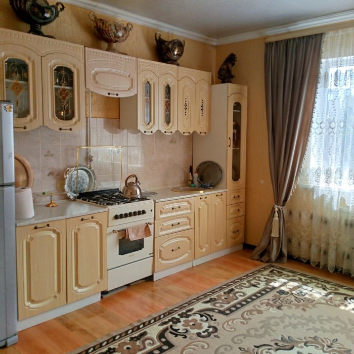 Фото Продам дом, Г. Луганск в районе остановки "Буревестник"