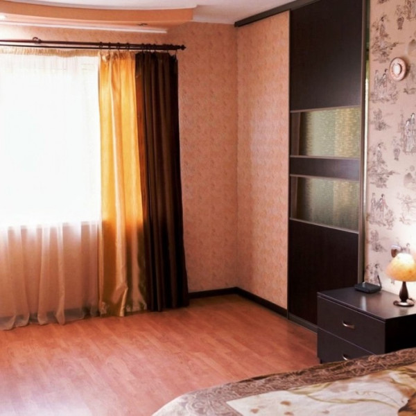 Фото № 6107 Продам 3х комн. квартиру по ул. Калинина