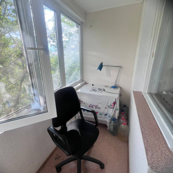 Фото Продам трёхкомнатную квартиру в центре , ул. Коцюбинского д 27