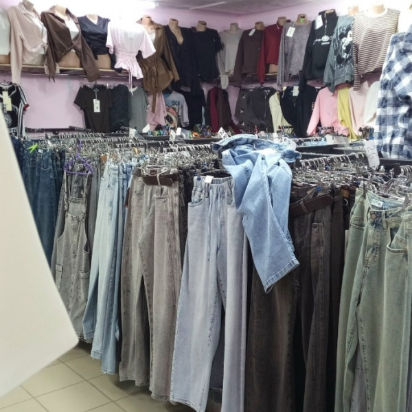 Фото № 3689 Продам торговое помещение