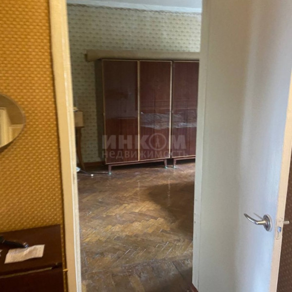 Фото Продам 3-х комн квартиру в Центре г. Луганск, улица 15- Линия