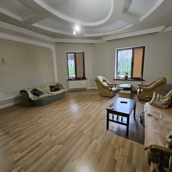 Фото Дом 300м2 ДК Строителей