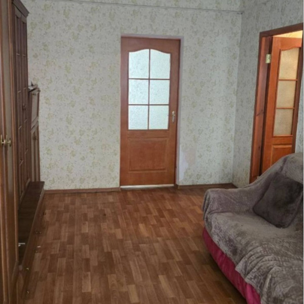 Фото № 7057 Продам 2х комн. квартиру в р-не СШ № 6