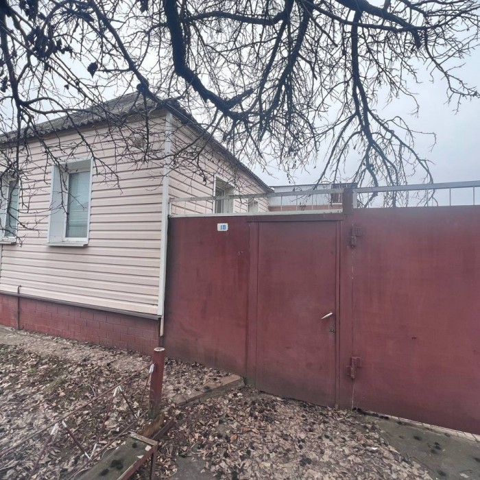 Продам большой дом, ул. 21 Мюда