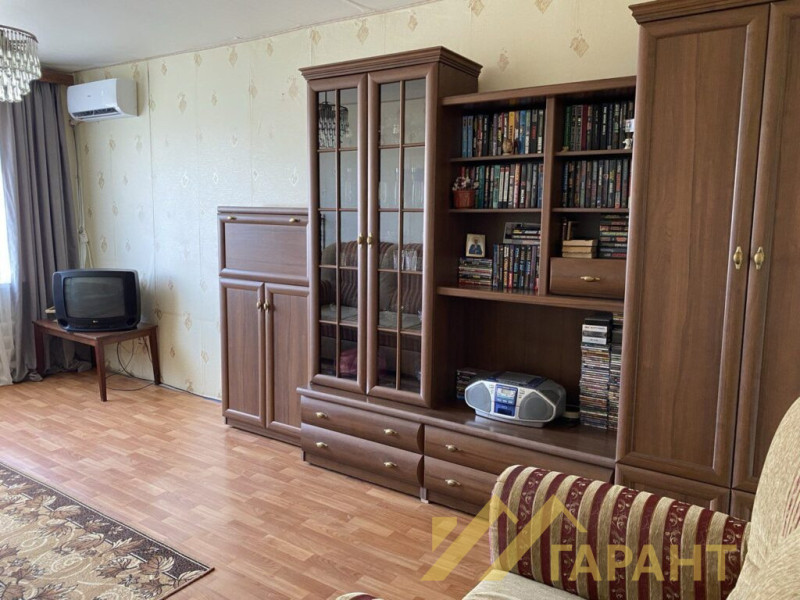 Фото 3-к квартира в районе Дома Природы г.Алчеаск#1388