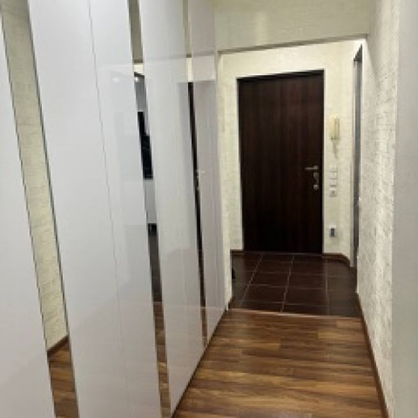 Фото Продам 3к квартиру на кв.Ленинского Комсомола, евроремонт, 8/9эт