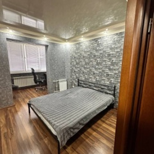 Фото Продам 3к квартиру на кв.Ленинского Комсомола, евроремонт, 8/9эт