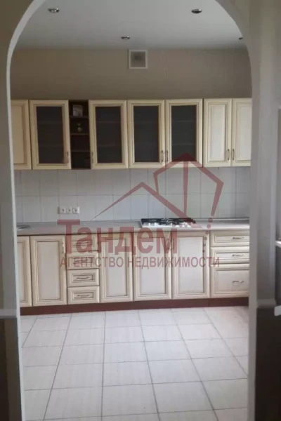 1 комнатная 33м2 1/4,эт  г. Луганск ул. Челюскинцев -18.  Продам- 1 комн. квартиру-33м2. ✅ Кухня - 1 - Объект №534