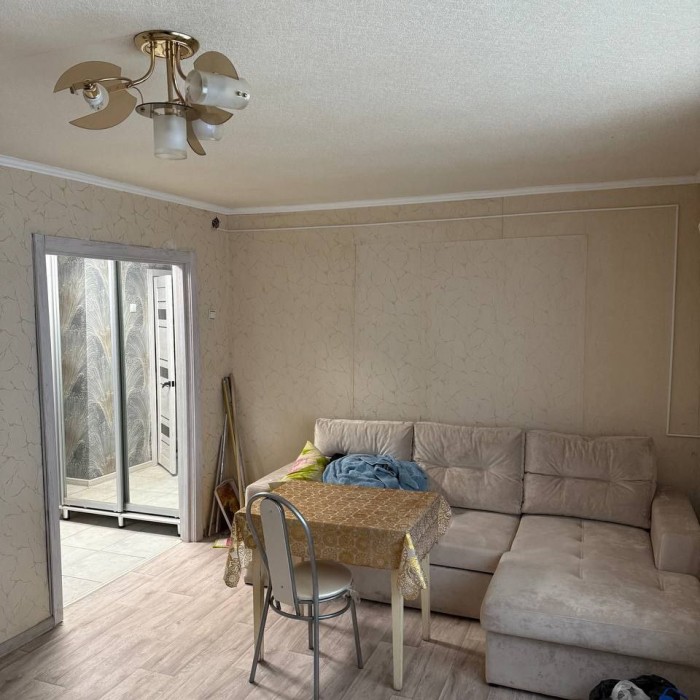 Фото Продам 1-комн квартиру на кв. Заречный