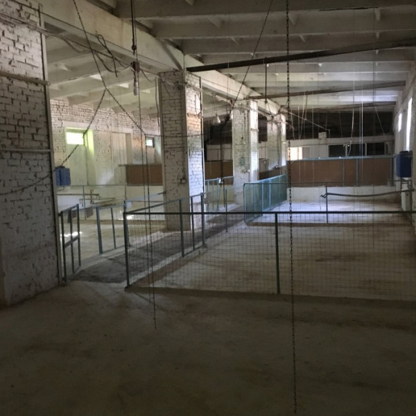 Продам Помещение 330м2 пгт Александровск г. Луганск