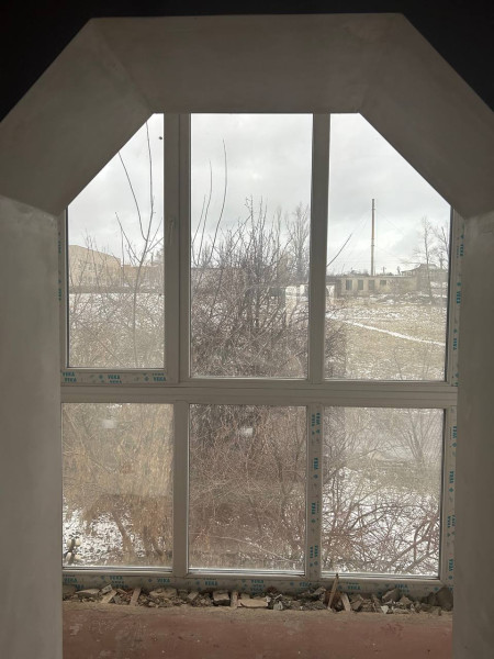 Фото №646 Продаётся 2 комн. кв-ра, пгт.Комиссаровка, Перевальский р-н.