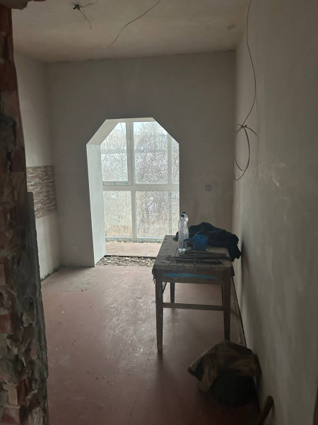 Фото №646 Продаётся 2 комн. кв-ра, пгт.Комиссаровка, Перевальский р-н.