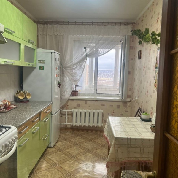 Продам 2к в центре