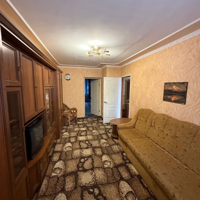 Фото Продам 2-х комн квартиру в г Луганск кв 50-Лет Октября
