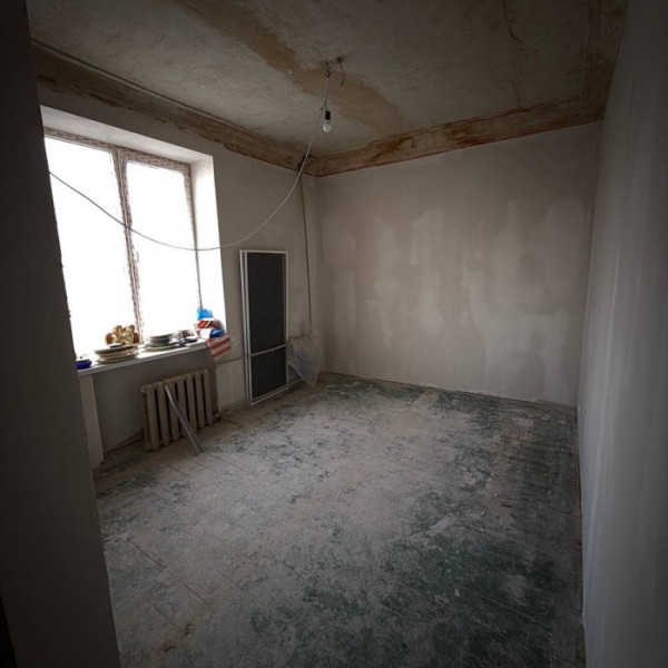 Фото Продам 2-х комн квартиру в г. Луганск, 9-й квартал