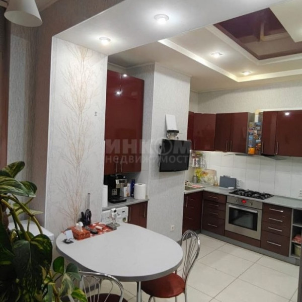 Фото Продам 3-х комн квартиру 94 м2 в г Луганск ЖК Оксфорд