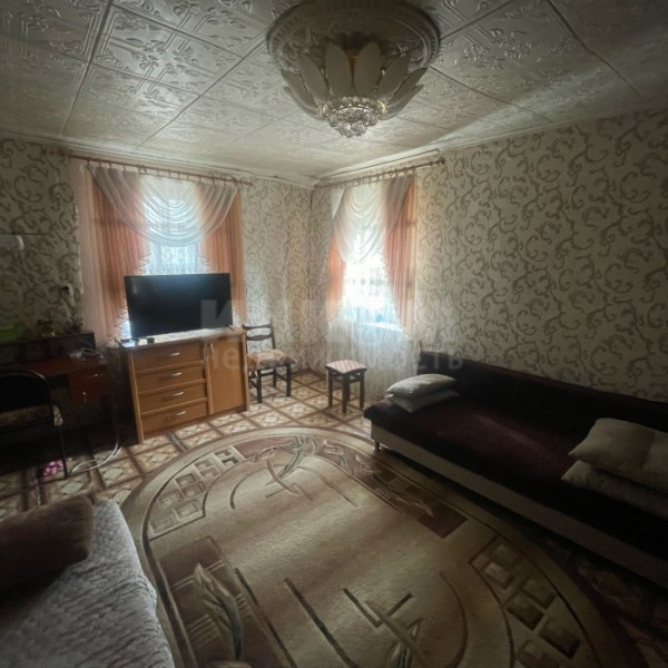 Продам дом в центре Луганска,90м2