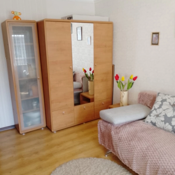 Фото Продам 2х комнатную квартиру, г. Луганск, кв. Комарова