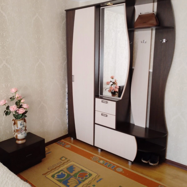 Фото Продам 2х комнатную квартиру, г. Луганск, кв. Комарова