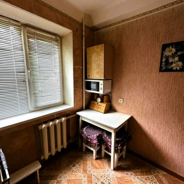 Фото № 5905 Продам 3х комн. квартиру в р-не маг. "Мега лапоть"