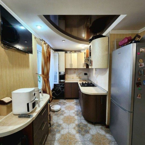 Фото Продам 4-x комнатную квартиру квартал Гагарина