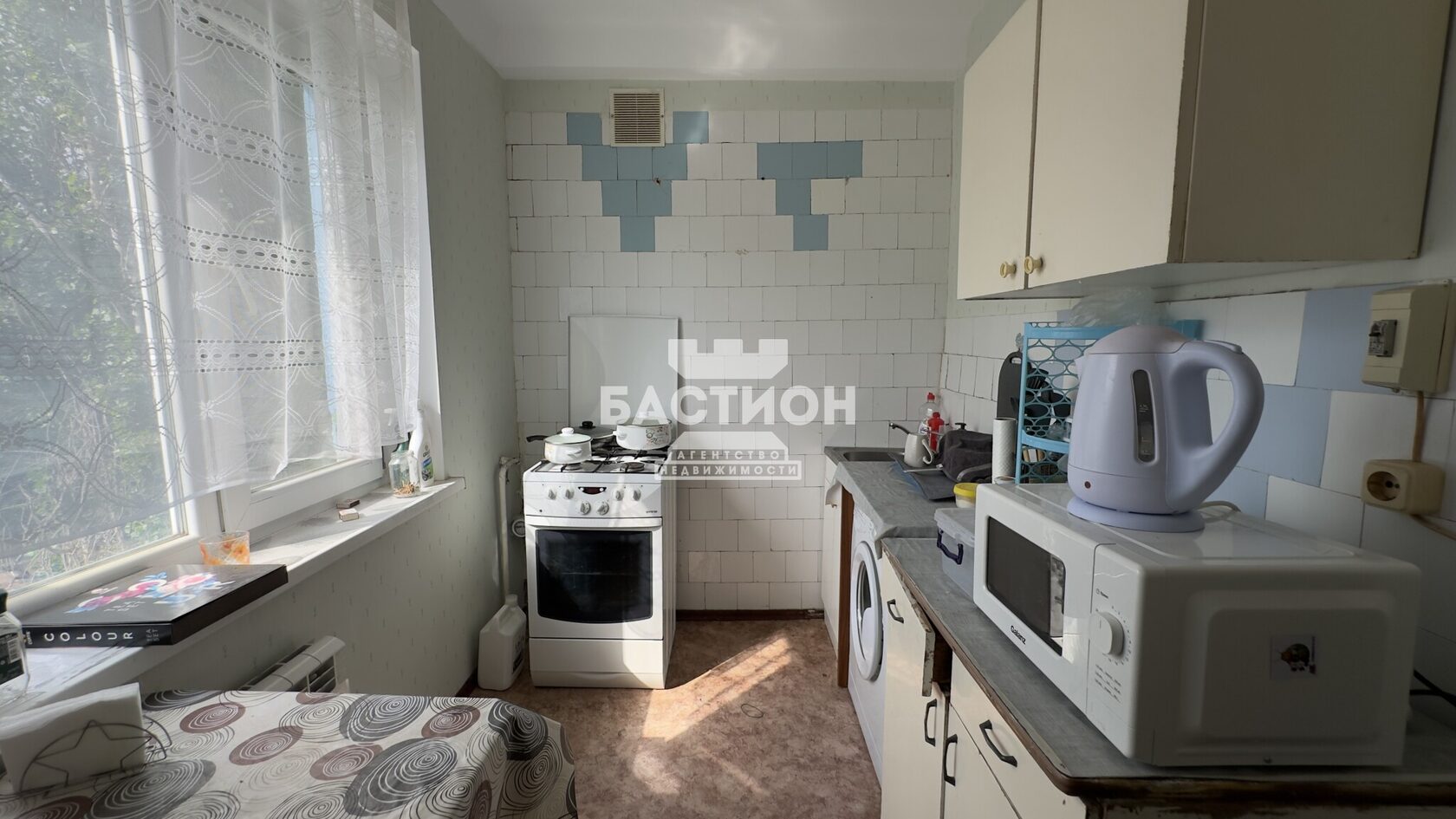 Фото 2-комнатная квартира, квартал Комарова, 30 ID: 2227478