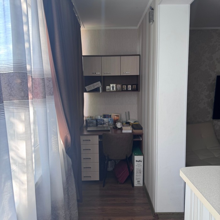 Фото Продам 1комн квартиру 40 м2 в г Луганск кв Солнечный